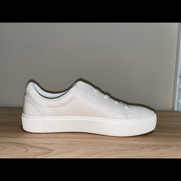 UGG Zilo Leather Lace Up Sneaker - Picture 6 of 9